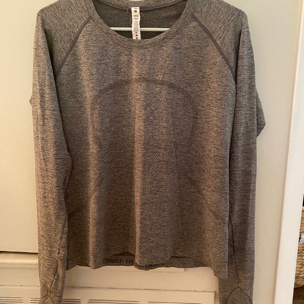 Swiftly Tech long sleeve 2.0  Shirt / Race Length / Size 12/ Gray